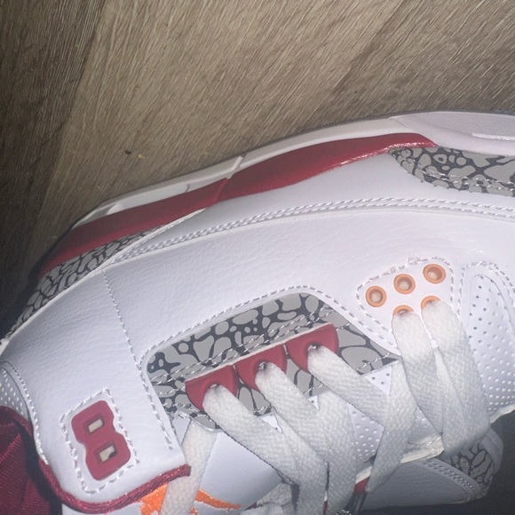 Jordan 3s - Picture 3 of 6